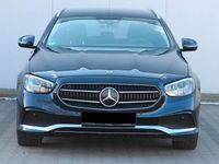 Gebraucht Mercedes E220 200 PS (147 kW) 2023 Blau Kombi