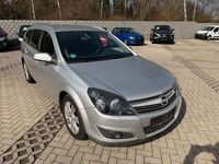 Gebraucht Opel Astra Selection 116 PS (85 kW) 2009 Grau Limousine