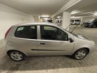 Gebraucht Fiat Punto Dynamic 80 PS (58 kW) 2004 Grau Kleinwagen