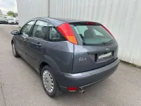 Gebraucht Ford Focus Ghia 116 PS (85 kW) 2003 Grau Limousine