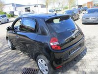 Używany Renault Twingo Life 69 KM (50 kW) 2018 Czarny Hatchback