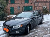 Gebraucht Volvo V70 Summum 181 PS (133 kW) 2014 Grau Kombi