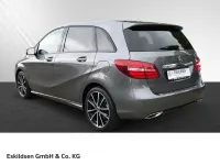Gebraucht Mercedes B220 184 PS (135 kW) 2018 Grau Van / Kleinbus