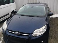 Gebraucht Ford Focus Trend 125 PS (91 kW) 2012 Blau Limousine