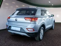 Gebraucht VW T-Roc Life 116 PS (85 kW) 2024 Silber / pyrit silber SUV
