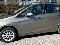 Gebraucht BMW 218 Active Tourer Advantage 136 PS (100 kW) 2016 Silber Van / Kleinbus