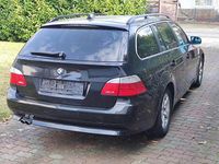 Gebraucht BMW 525 197 PS (144 kW) 2007 Schwarz Kombi