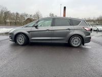 Gebraucht Ford S-MAX Titanium 190 PS (139 kW) 2018 Grau Van / Kleinbus