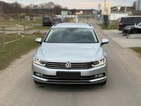 Gebraucht VW Passat Comfortline 150 PS (110 kW) 2018 Grau Kombi