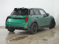 Gebraucht Mini John Cooper Works 204 PS (150 kW) 2025 British racing green metallic Kleinwagen