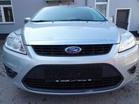 Gebraucht Ford Focus Viva 101 PS (74 kW) 2011 Silber Kombi