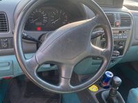 Gebraucht Mitsubishi Space Star 86 PS (63 kW) 2000 Grün Van / Kleinbus