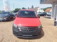 Gebraucht Mercedes Vito 136 PS (100 kW) 2022 Rot Van