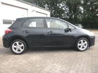 Gebraucht Toyota Auris Basis 99 PS (72 kW) 2012 Limousine