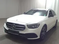 Gebraucht Mercedes E300 Avantgarde 306 PS (225 kW) 2022 Weiss Limousine
