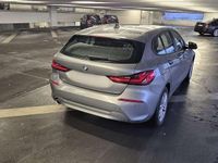 Gebraucht BMW 118 136 PS (100 kW) 2022 Grau Kleinwagen