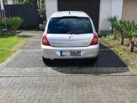 Używany Renault Clio II Campus 75 KM (55 kW) 2007 Srebrny Sedan/Limuzyna