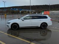 Gebraucht VW Passat 120 PS (88 kW) 2015 Weiß Kombi