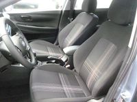 Neu Hyundai i20 79 PS (58 kW) 2025 Blau Limousine