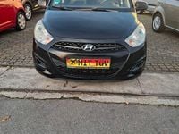 Gebraucht Hyundai i10 Edition 69 PS (50 kW) 2012 Schwarz Kleinwagen