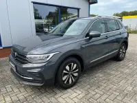 Gebraucht VW Tiguan Move 150 PS (110 kW) 2023 Delfingrau (metallic) SUV