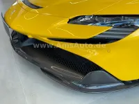 Second-hand Ferrari SF90 1001 CP (736 kW) 2024 Galben Cabrio