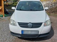 Gebraucht VW Fox 54 PS (39 kW) 2009 Weiß Kleinwagen