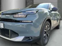 Neu Citroën C4 146 PS (107 kW) 2026 Grün SUV