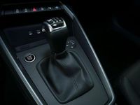 Gebraucht Audi A3 116 PS (85 kW) 2025 Grau Limousine
