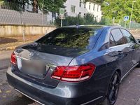 Gebraucht Mercedes E200 139 PS (102 kW) 2014 Blau Limousine