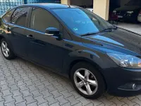 Second-hand Ford Focus 125 CP (91 kW) 2010 Negru Berlinǎ