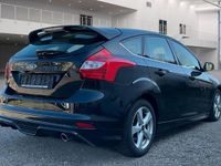 Gebraucht Ford Focus Titanium 140 PS (102 kW) 2013 Schwarz Limousine