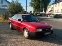 Gebraucht Audi 80 90 PS (66 kW) 2026 Rot Limousine