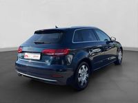 Gebraucht Audi A3 Design 150 PS (110 kW) 2017 Blau Limousine