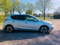 Gebraucht Nissan Pulsar N-Connecta 116 PS (85 kW) 2018 Silber Kleinwagen