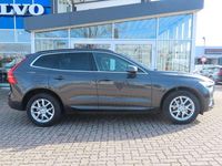 Gebraucht Volvo XC60 Core 197 PS (144 kW) 2022 Particular grey SUV