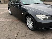 Usata BMW 320 170 CV (125 kW) 2008 Nero Station wagon