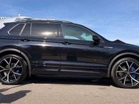 Gebraucht VW Tiguan R 320 PS (235 kW) 2022 Schwarz SUV