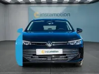 Gebraucht VW Passat 150 PS (110 kW) 2024 Schwarz Kombi