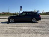 Second-hand BMW 330 245 CP (180 kW) 2009 Albastru Break