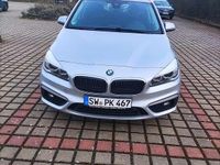 Gebraucht BMW 220 Advantage 190 PS (139 kW) 2017 Silber Kombi