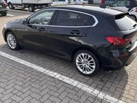 Gebraucht BMW 118 Advantage 140 PS (102 kW) 2020 Schwarz Kleinwagen