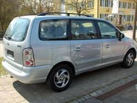 Gebraucht Hyundai Trajet GLS 113 PS (83 kW) 2006 Silber Van / Kleinbus