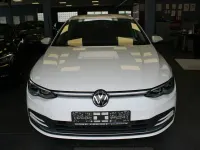 Gebraucht VW Golf VIII Style 190 PS (139 kW) 2023 Weiß Limousine
