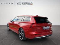 Gebraucht Volvo V60 Ultimate 455 PS (334 kW) 2023 Fusion red / metallic Kombi