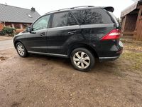Gebraucht Mercedes ML350 258 PS (189 kW) 2011 Schwarz SUV