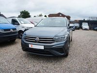 Gebraucht VW Tiguan Allspace Life 150 PS (110 kW) 2023 Platinum grey SUV