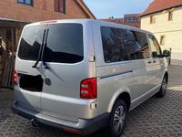 Gebraucht VW Transporter 150 PS (110 kW) 2019 Silber Van