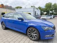Gebraucht Skoda Superb LAURIN & KLEMENT 190 PS (139 kW) 2019 Blau Kombi