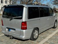 Second-hand Mercedes Vito 122 CP (89 kW) 2003 Argintiu Van